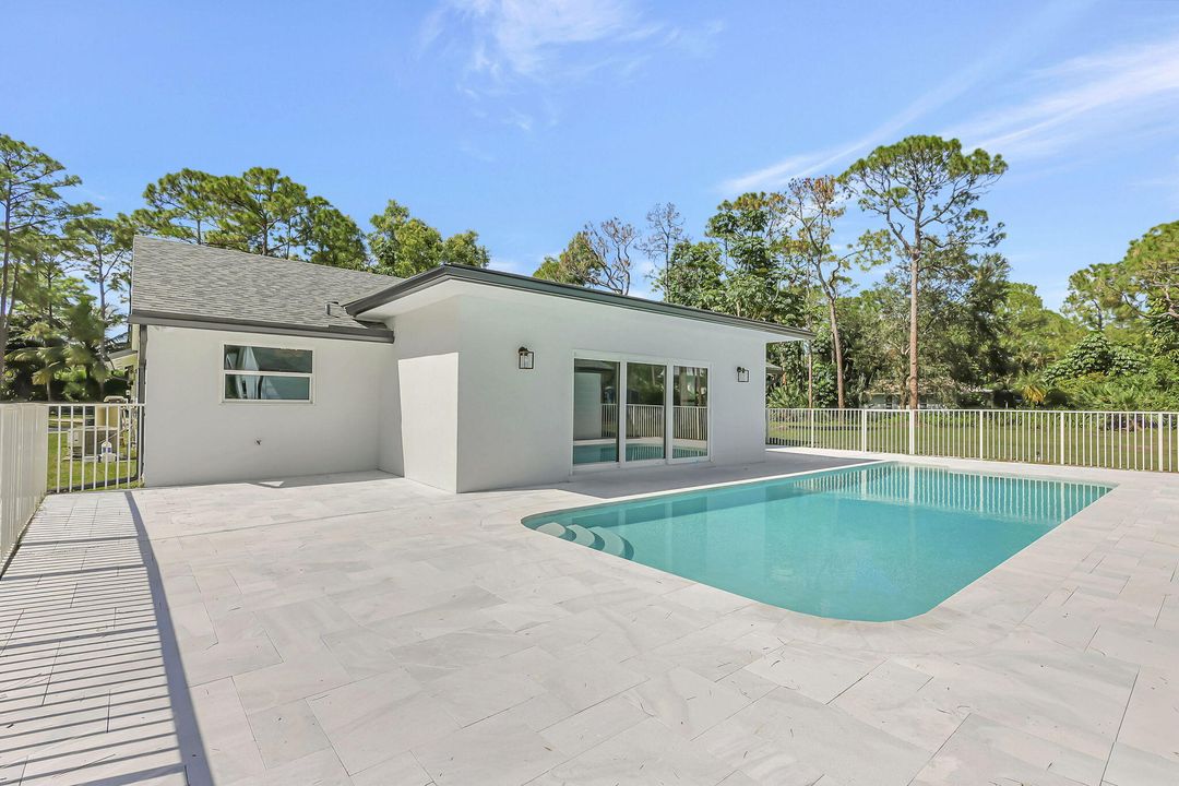 For Sale: $1,199,000 (4 beds, 3 baths, 2300 Square Feet)