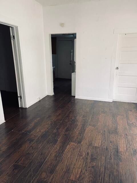 For Sale: $140,000 (3 beds, 1 baths, 1072 Square Feet)