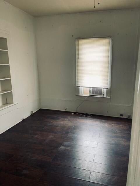 For Sale: $140,000 (3 beds, 1 baths, 1072 Square Feet)