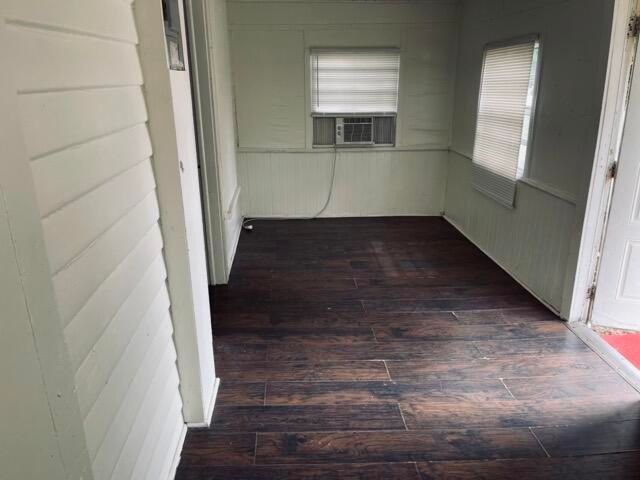 For Sale: $140,000 (3 beds, 1 baths, 1072 Square Feet)