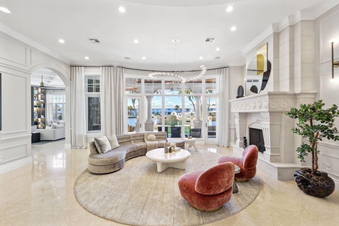 For Sale: $10,250,000 (5 beds, 5 baths, 7569 Square Feet)