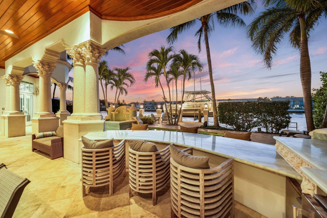 For Sale: $10,250,000 (5 beds, 5 baths, 7569 Square Feet)