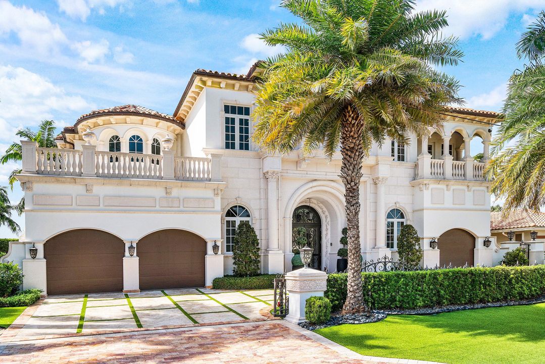 For Sale: $10,250,000 (5 beds, 5 baths, 7569 Square Feet)