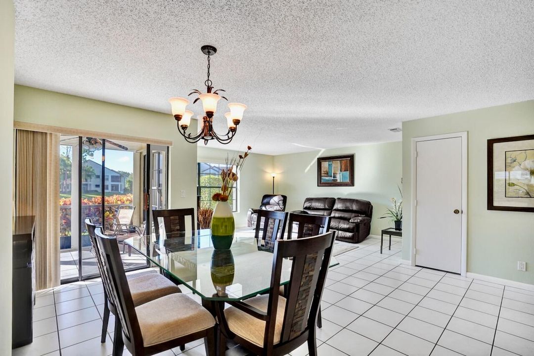 На продажу: $257,900 (3 спален, 2 ванн, 1396 Квадратных фут)