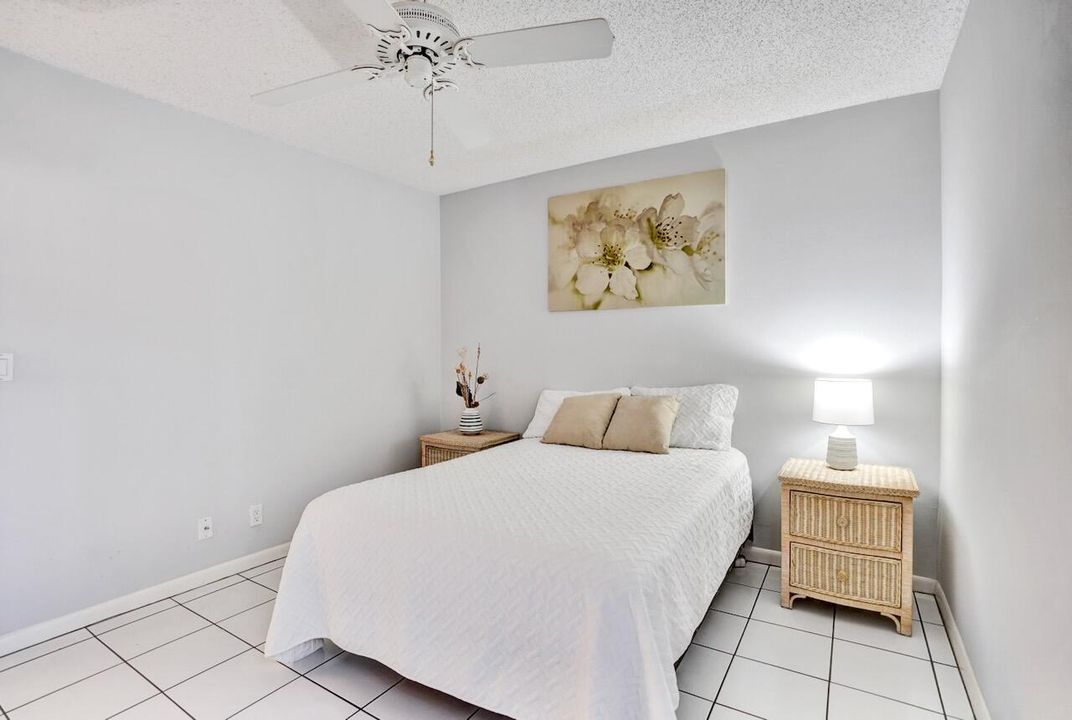 На продажу: $257,900 (3 спален, 2 ванн, 1396 Квадратных фут)