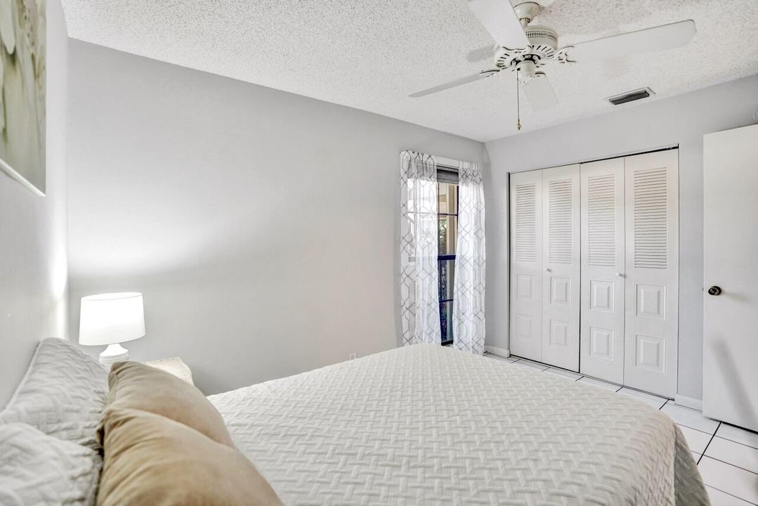 На продажу: $257,900 (3 спален, 2 ванн, 1396 Квадратных фут)