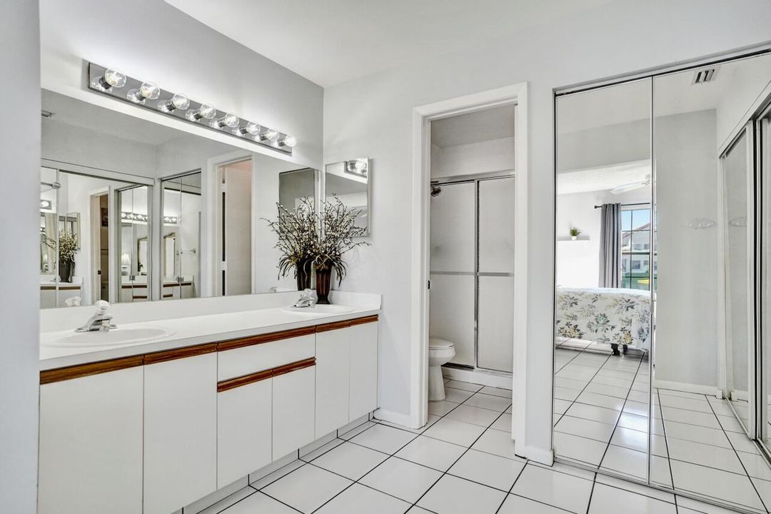 На продажу: $257,900 (3 спален, 2 ванн, 1396 Квадратных фут)