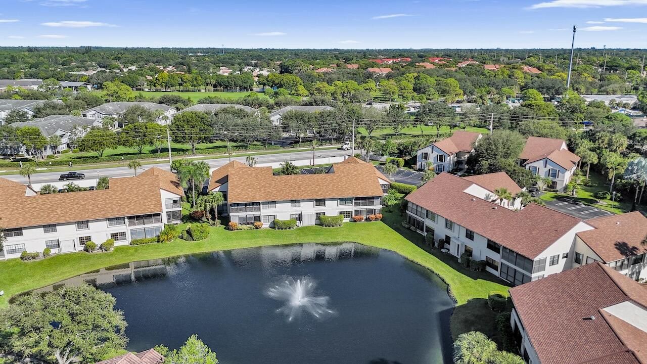 На продажу: $257,900 (3 спален, 2 ванн, 1396 Квадратных фут)