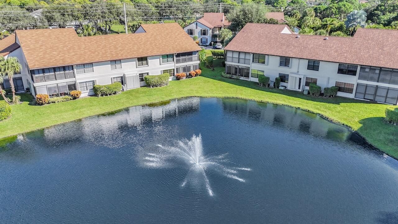 На продажу: $257,900 (3 спален, 2 ванн, 1396 Квадратных фут)