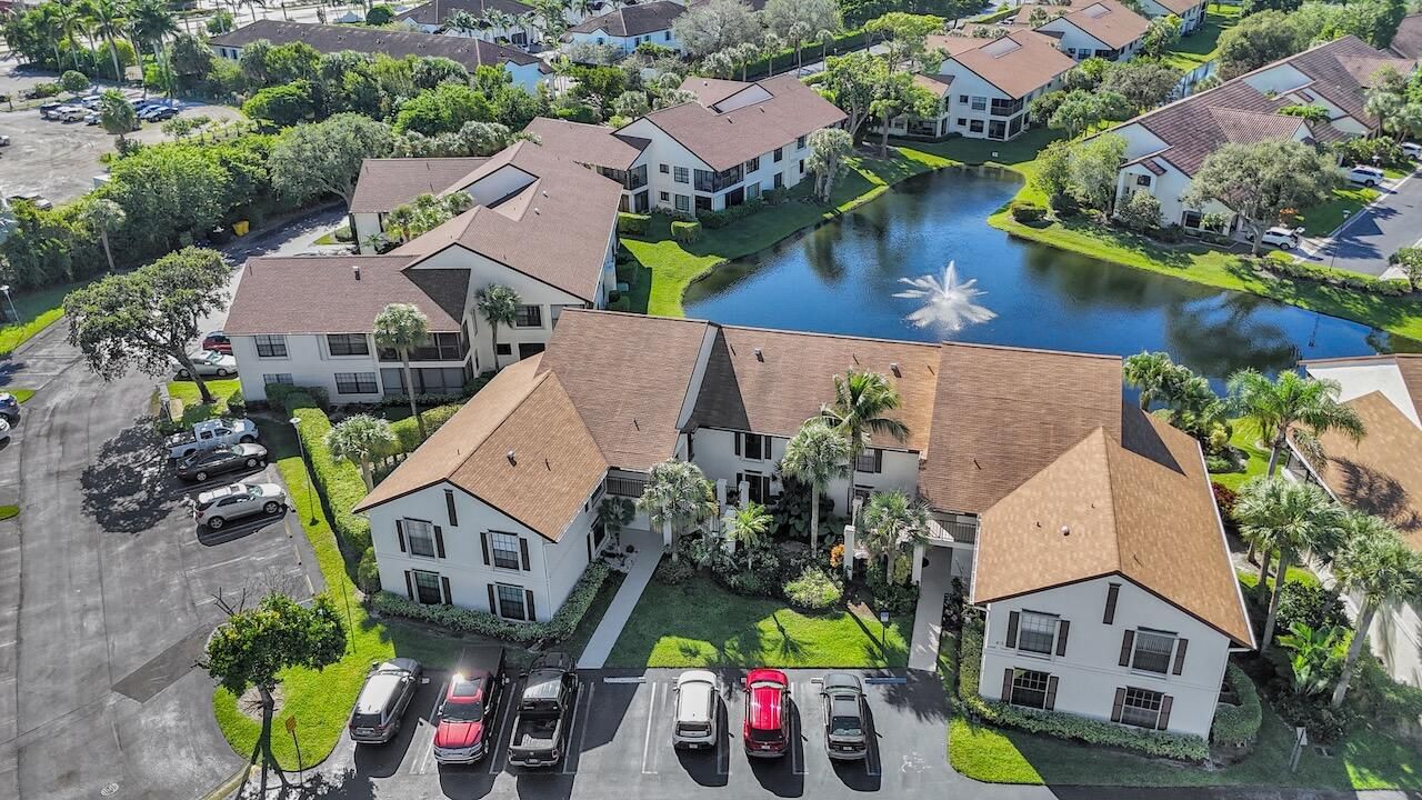 На продажу: $257,900 (3 спален, 2 ванн, 1396 Квадратных фут)