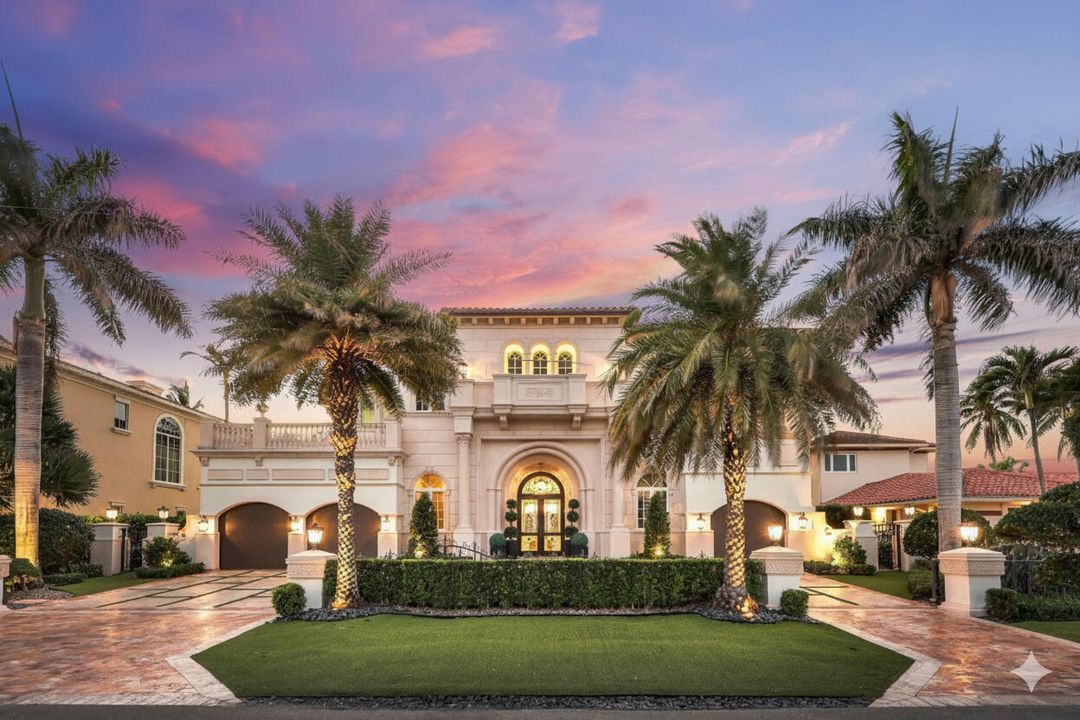 For Sale: $10,250,000 (5 beds, 5 baths, 7569 Square Feet)