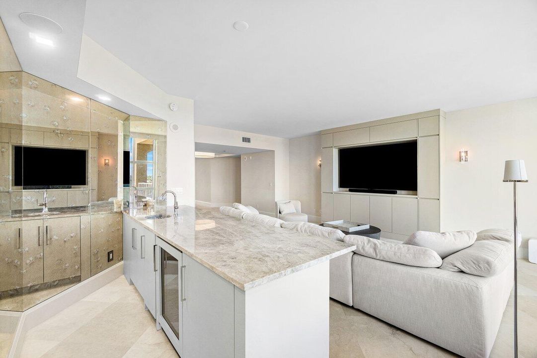 En Venta: $1,965,000 (2 camas, 2 baños, 2292 Pies cuadrados)