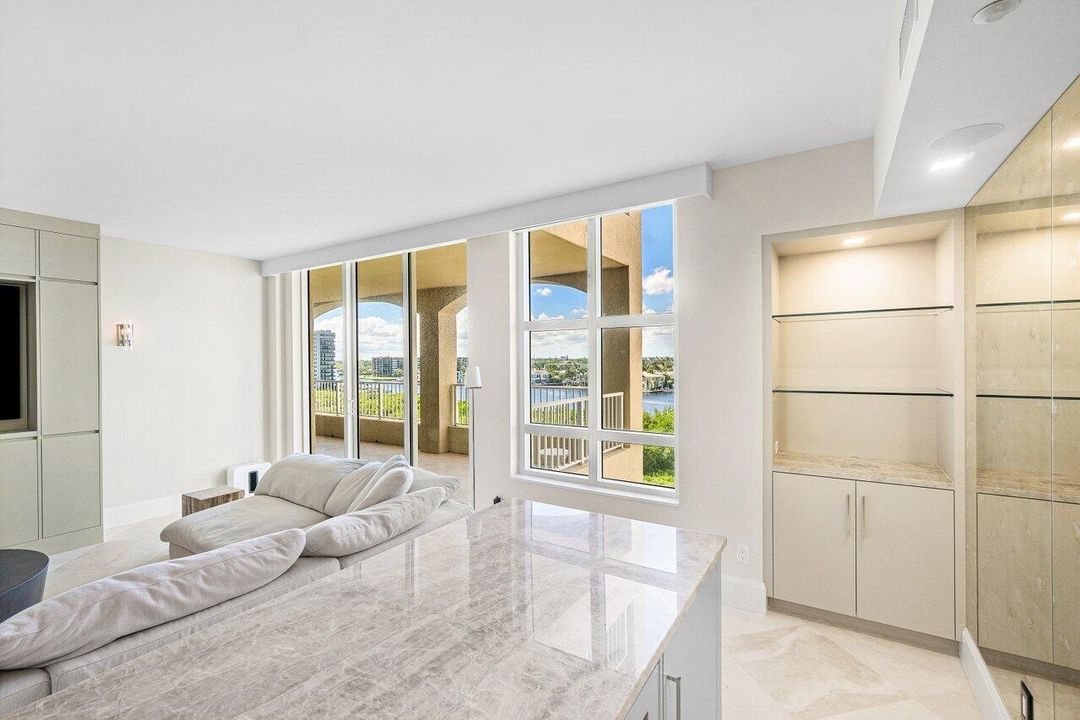 En Venta: $1,965,000 (2 camas, 2 baños, 2292 Pies cuadrados)