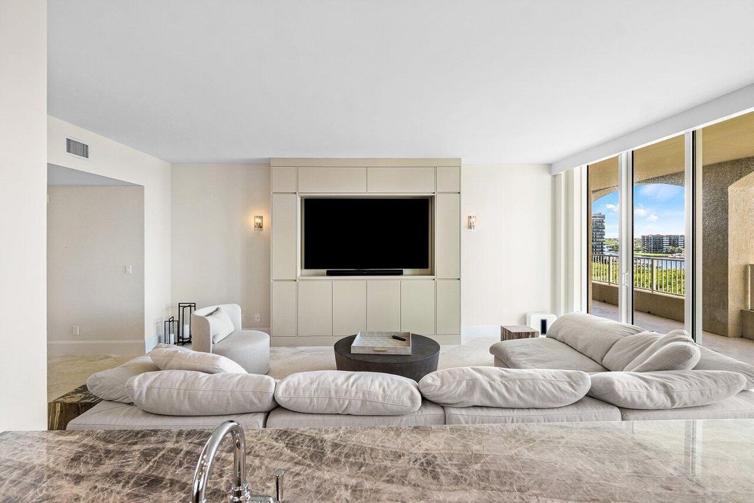 En Venta: $1,965,000 (2 camas, 2 baños, 2292 Pies cuadrados)