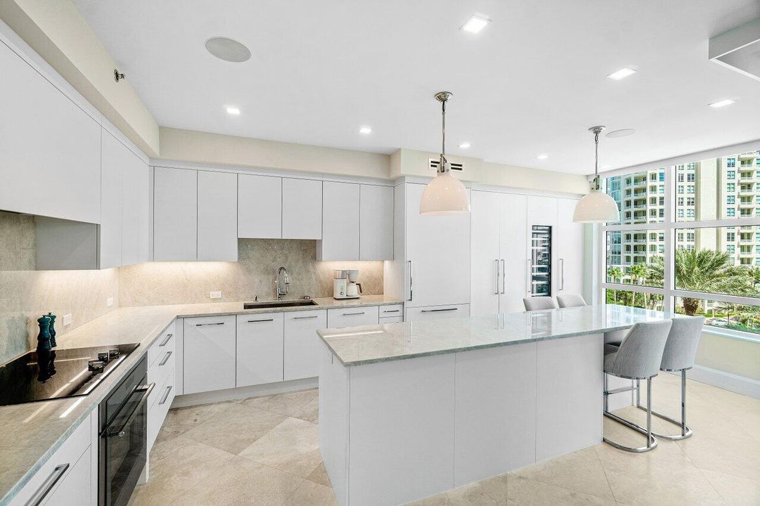 En Venta: $1,965,000 (2 camas, 2 baños, 2292 Pies cuadrados)