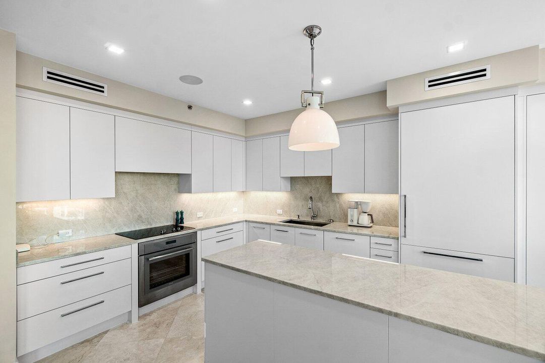 En Venta: $1,965,000 (2 camas, 2 baños, 2292 Pies cuadrados)