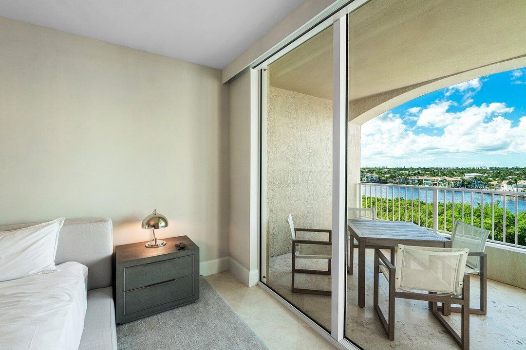 En Venta: $1,965,000 (2 camas, 2 baños, 2292 Pies cuadrados)