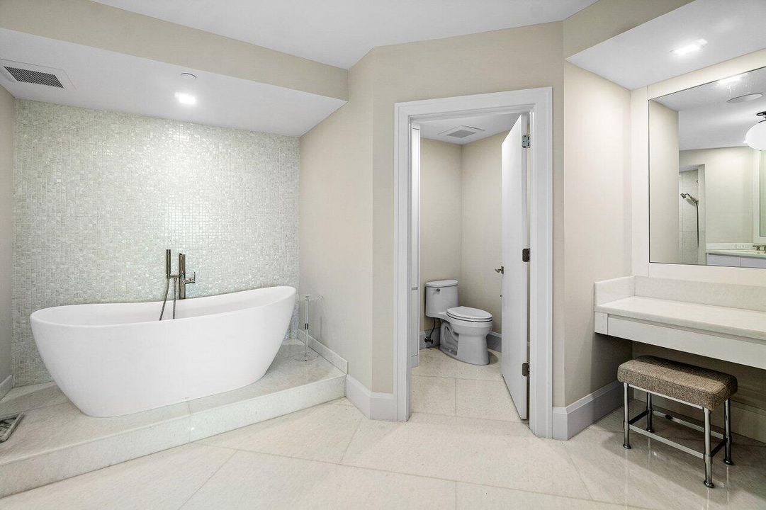 En Venta: $1,965,000 (2 camas, 2 baños, 2292 Pies cuadrados)