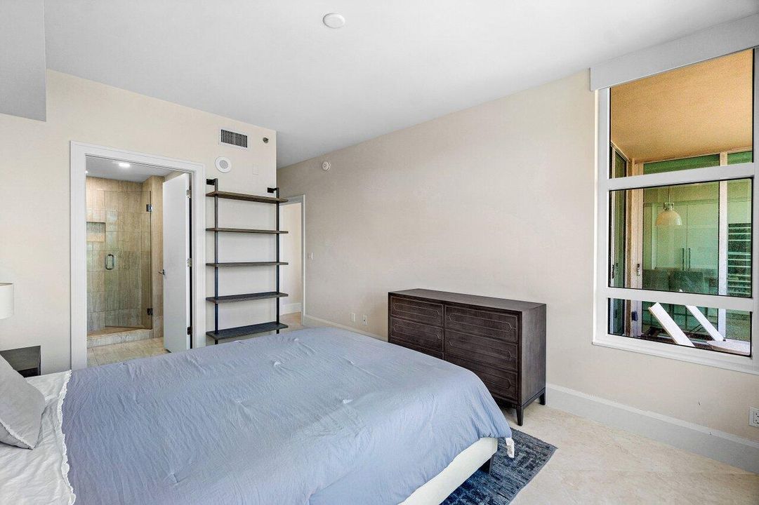 En Venta: $1,965,000 (2 camas, 2 baños, 2292 Pies cuadrados)