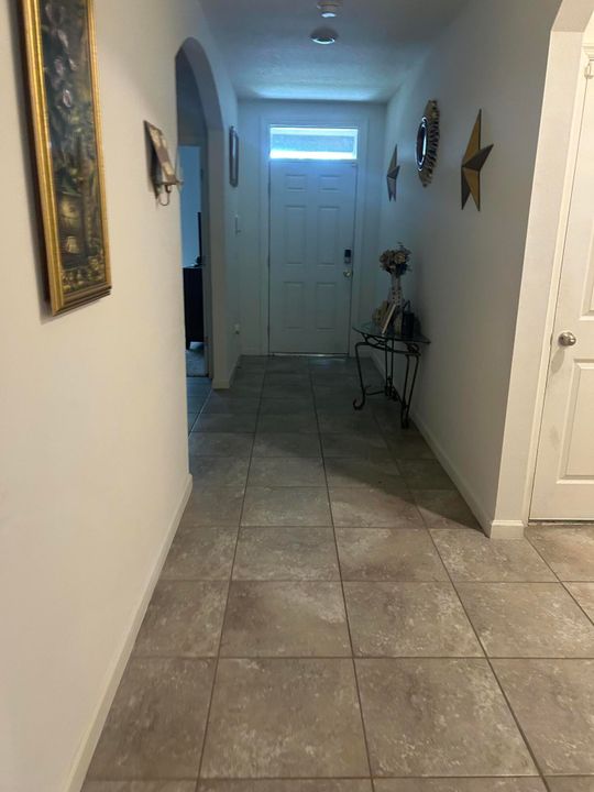 For Sale: $370,000 (3 beds, 2 baths, 1672 Square Feet)