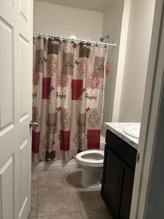 For Sale: $370,000 (3 beds, 2 baths, 1672 Square Feet)