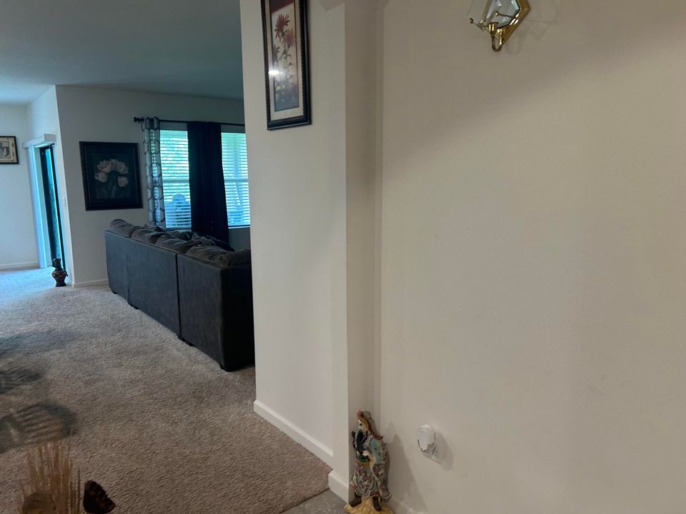 For Sale: $370,000 (3 beds, 2 baths, 1672 Square Feet)