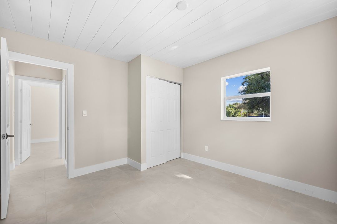 En Venta: $325,000 (3 camas, 2 baños, 1664 Pies cuadrados)