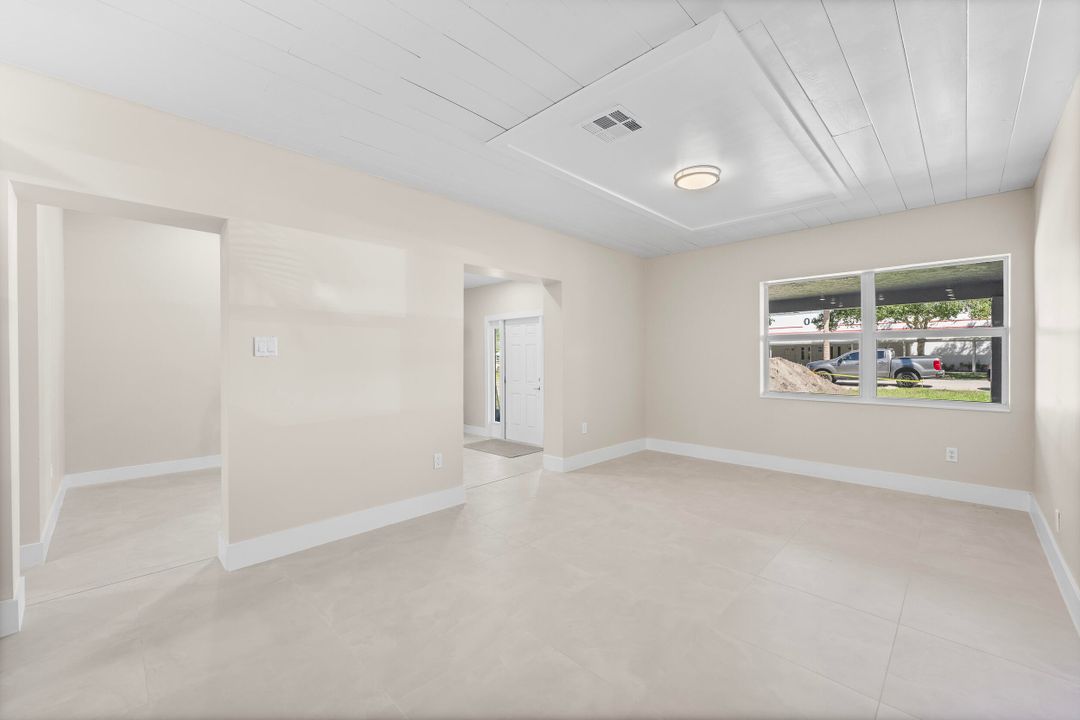 En Venta: $325,000 (3 camas, 2 baños, 1664 Pies cuadrados)