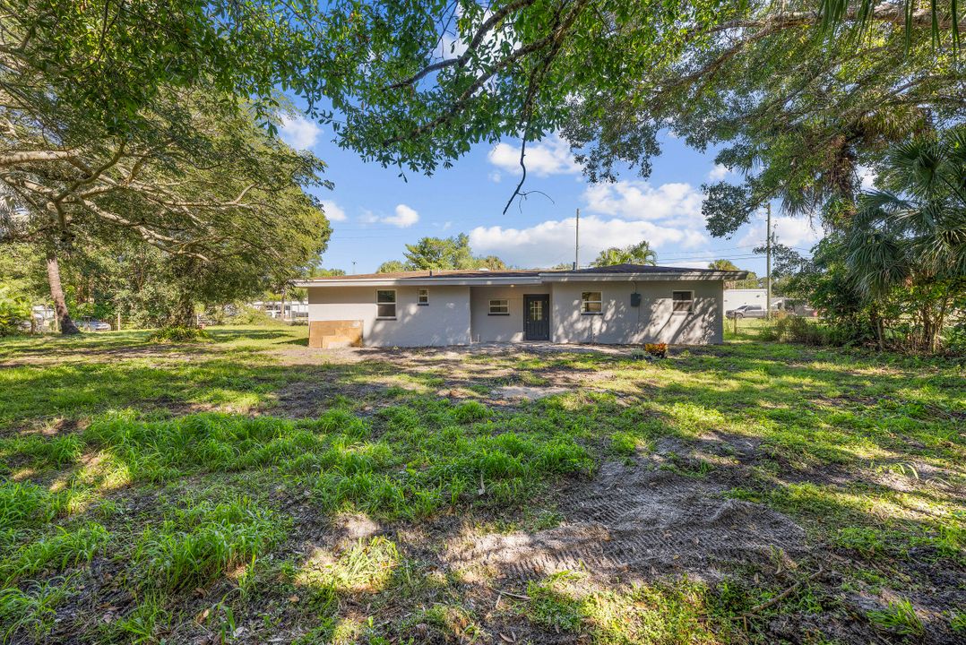 En Venta: $325,000 (3 camas, 2 baños, 1664 Pies cuadrados)