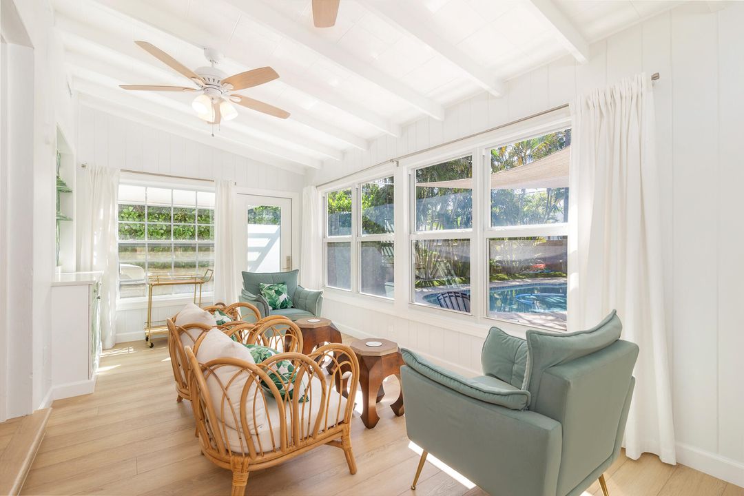 На продажу: $980,000 (3 спален, 2 ванн, 1702 Квадратных фут)