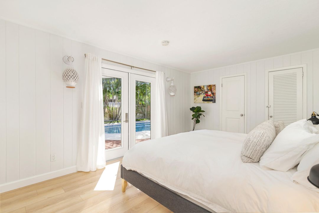 На продажу: $980,000 (3 спален, 2 ванн, 1702 Квадратных фут)