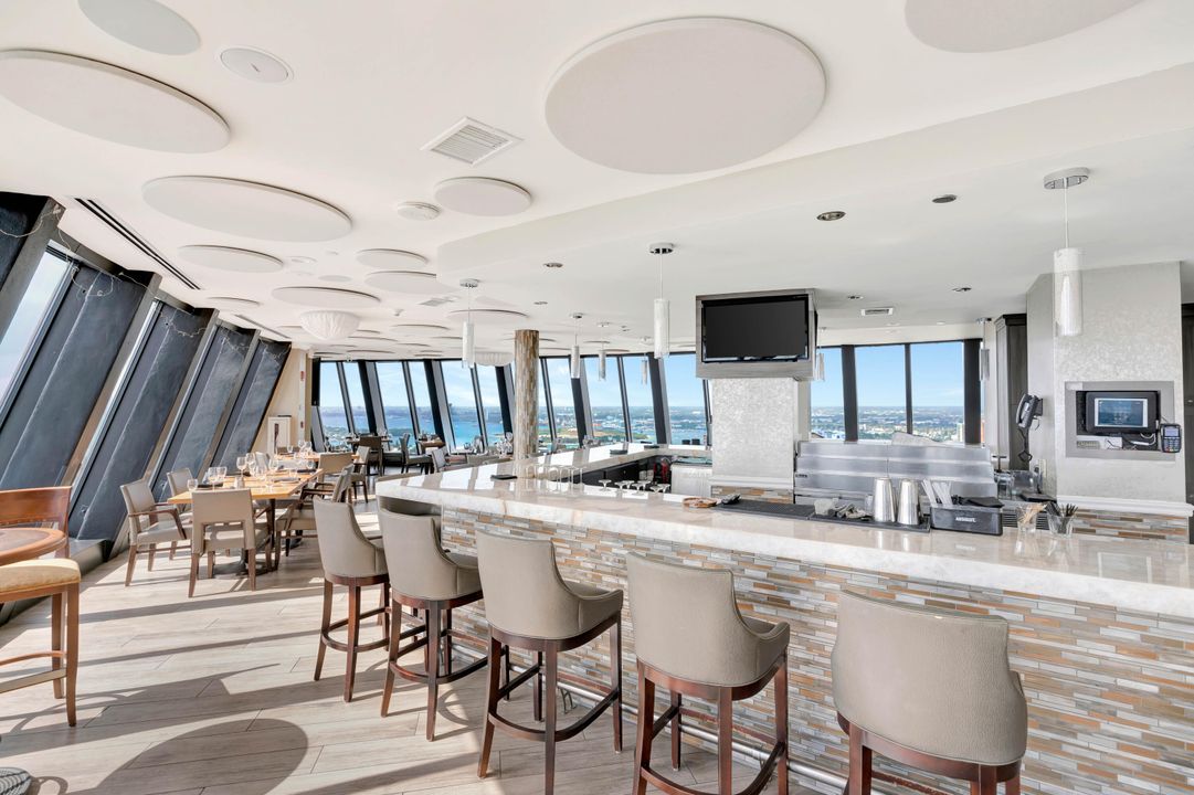 合同活跃: $10,950 (2 贝兹, 2 浴室, 1524 平方英尺)