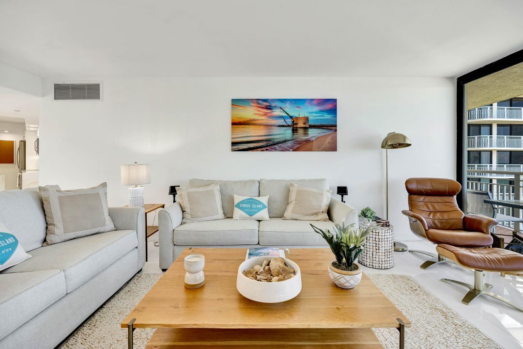 合同活跃: $10,950 (2 贝兹, 2 浴室, 1524 平方英尺)