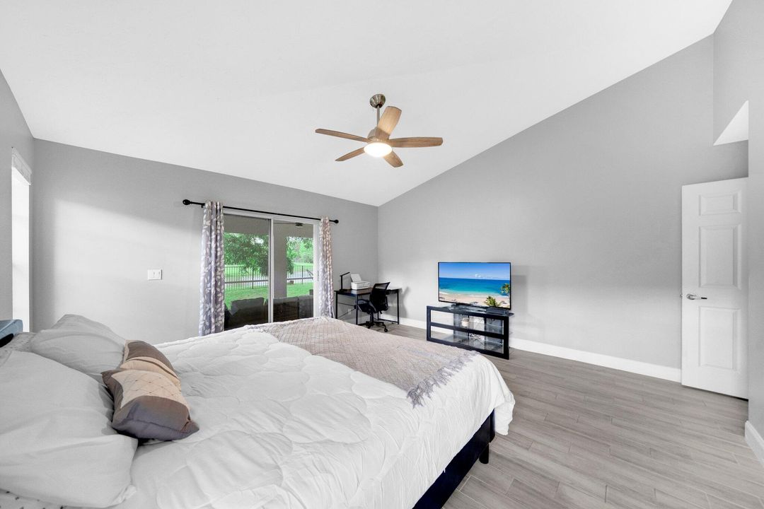 Под контрактом: $669,900 (4 спален, 2 ванн, 2419 Квадратных фут)