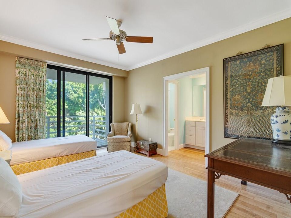 На продажу: $519,990 (3 спален, 2 ванн, 1632 Квадратных фут)