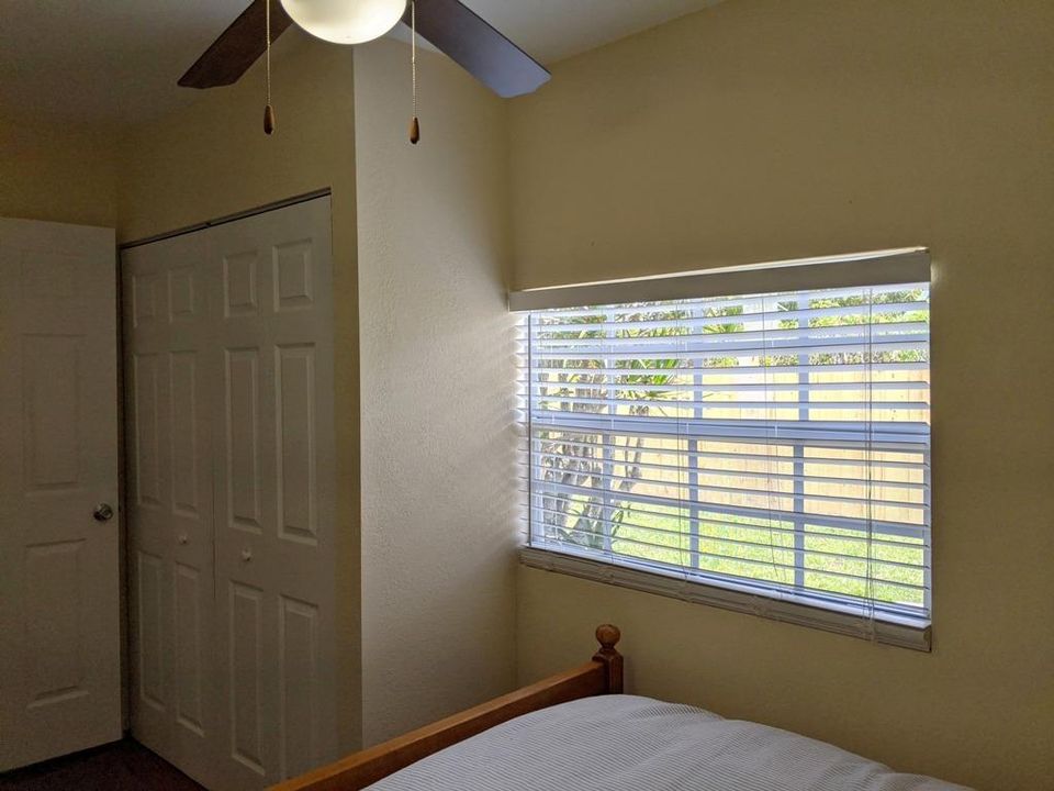 For Rent: $4,400 (3 beds, 2 baths, 1280 Square Feet)