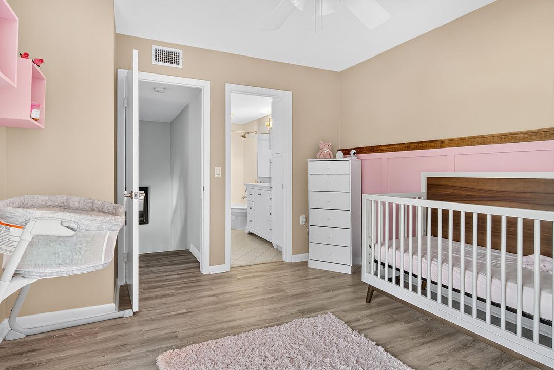 For Sale: $325,000 (2 beds, 2 baths, 1236 Square Feet)