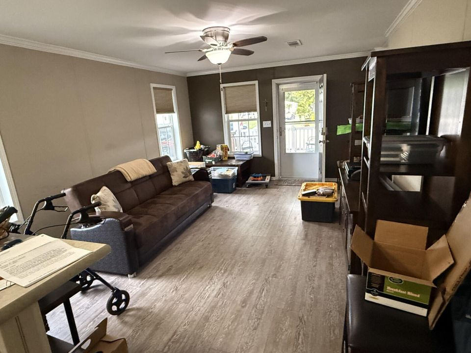 待售: $98,500 (3 贝兹, 2 浴室, 1248 平方英尺)