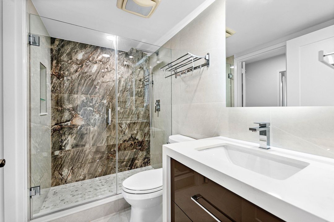 For Sale: $699,000 (2 beds, 2 baths, 1330 Square Feet)