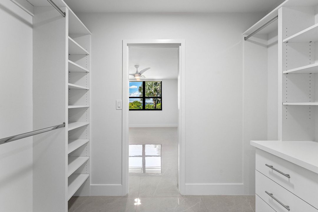 For Sale: $699,000 (2 beds, 2 baths, 1330 Square Feet)