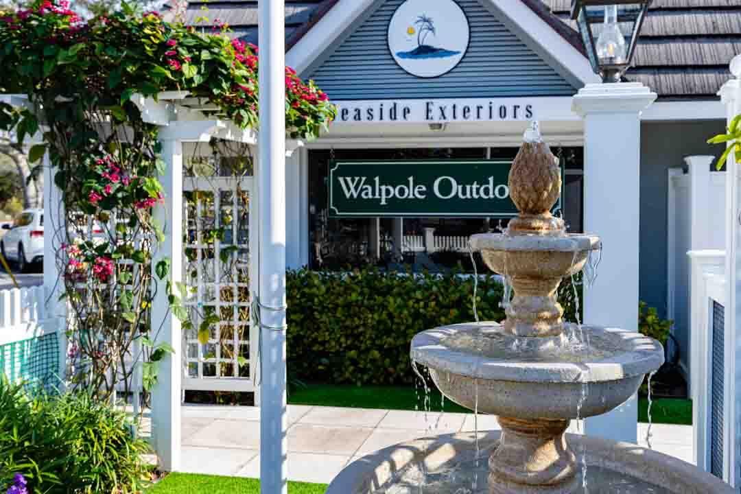 合同活跃: $249,900 (2 贝兹, 2 浴室, 1026 平方英尺)