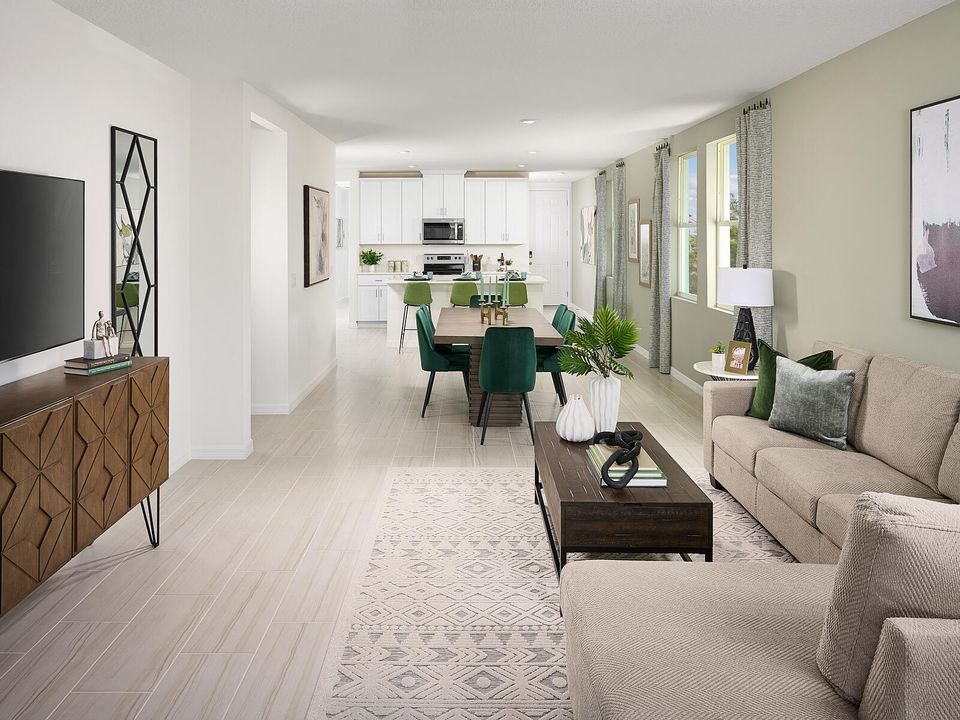 Active With Contract: $352,590 (4 beds, 2 baths, 1607 Square Feet)