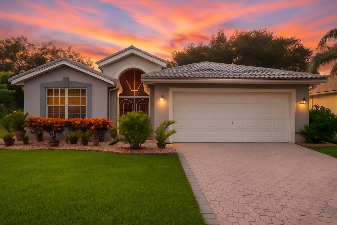 Active With Contract: $450,000 (3 beds, 2 baths, 1778 Square Feet)