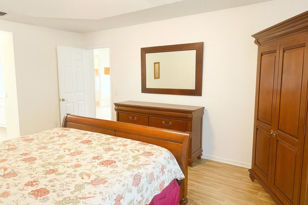 Active With Contract: $450,000 (3 beds, 2 baths, 1778 Square Feet)