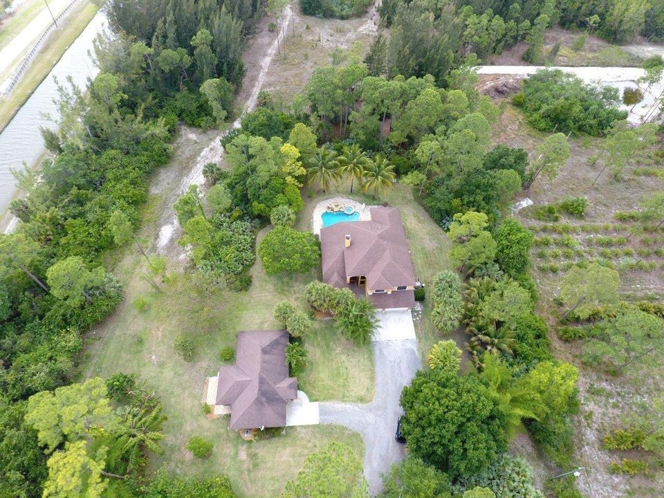 В аренду: $3,000 (2 спален, 1 ванн, 1080 Квадратных фут)