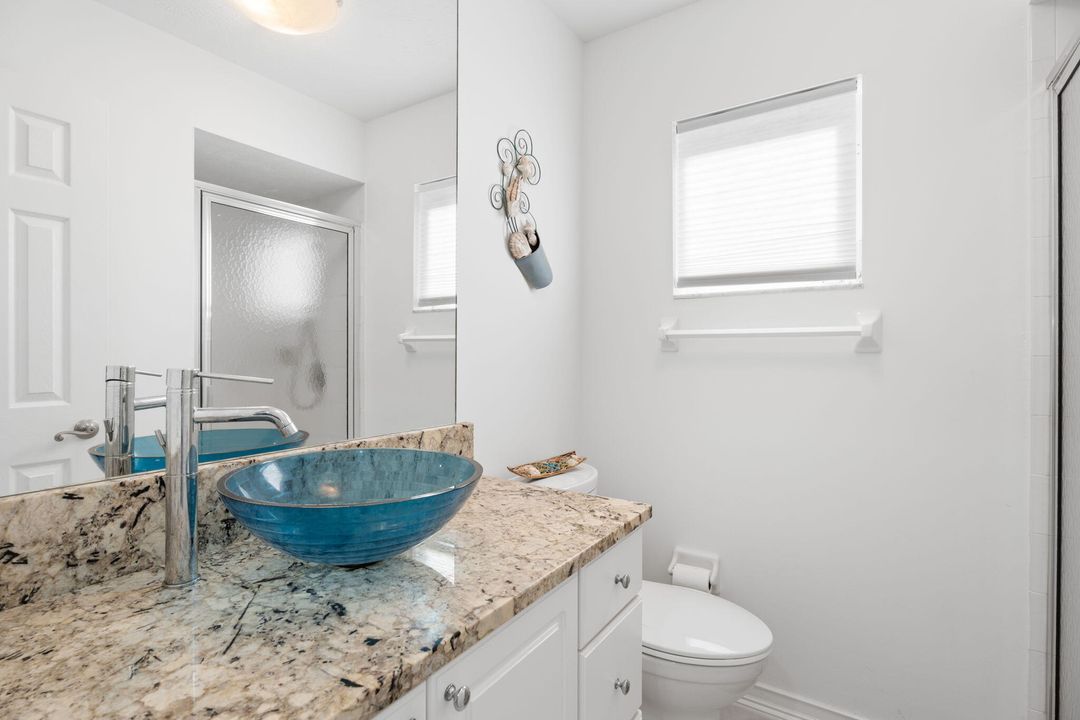 Под контрактом: $1,399,000 (4 спален, 3 ванн, 3117 Квадратных фут)