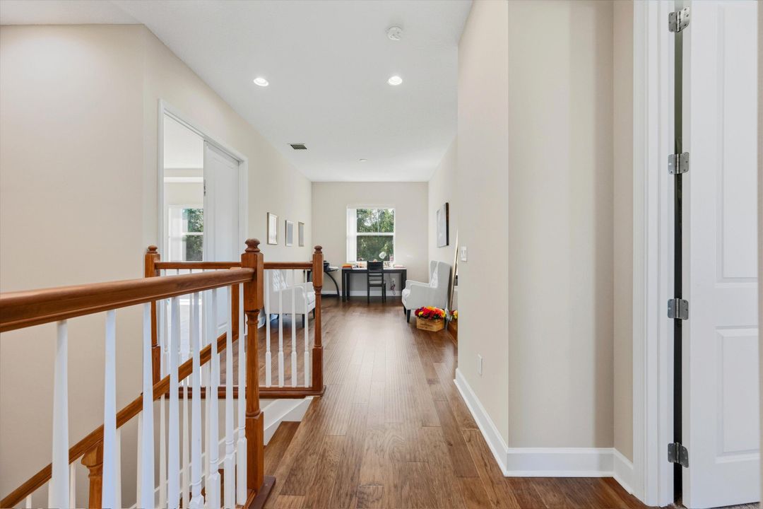 For Sale: $750,000 (4 beds, 3 baths, 2982 Square Feet)