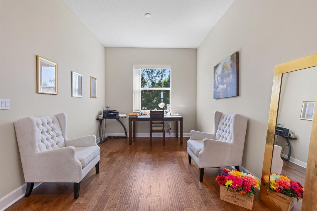 For Sale: $750,000 (4 beds, 3 baths, 2982 Square Feet)