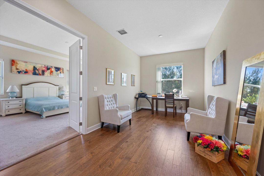 For Sale: $750,000 (4 beds, 3 baths, 2982 Square Feet)