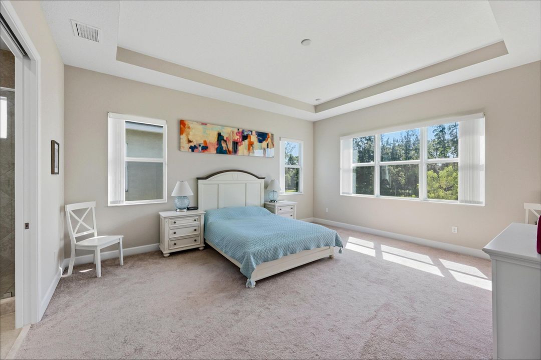 For Sale: $750,000 (4 beds, 3 baths, 2982 Square Feet)